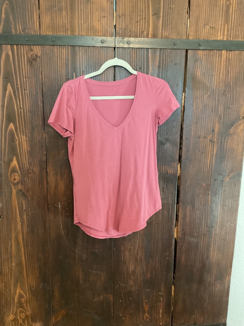 Lululemon pink v-neck small